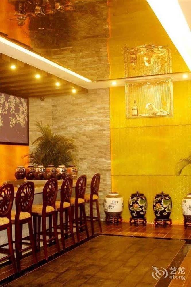 Nanning Guijing Hotel Bagian luar foto